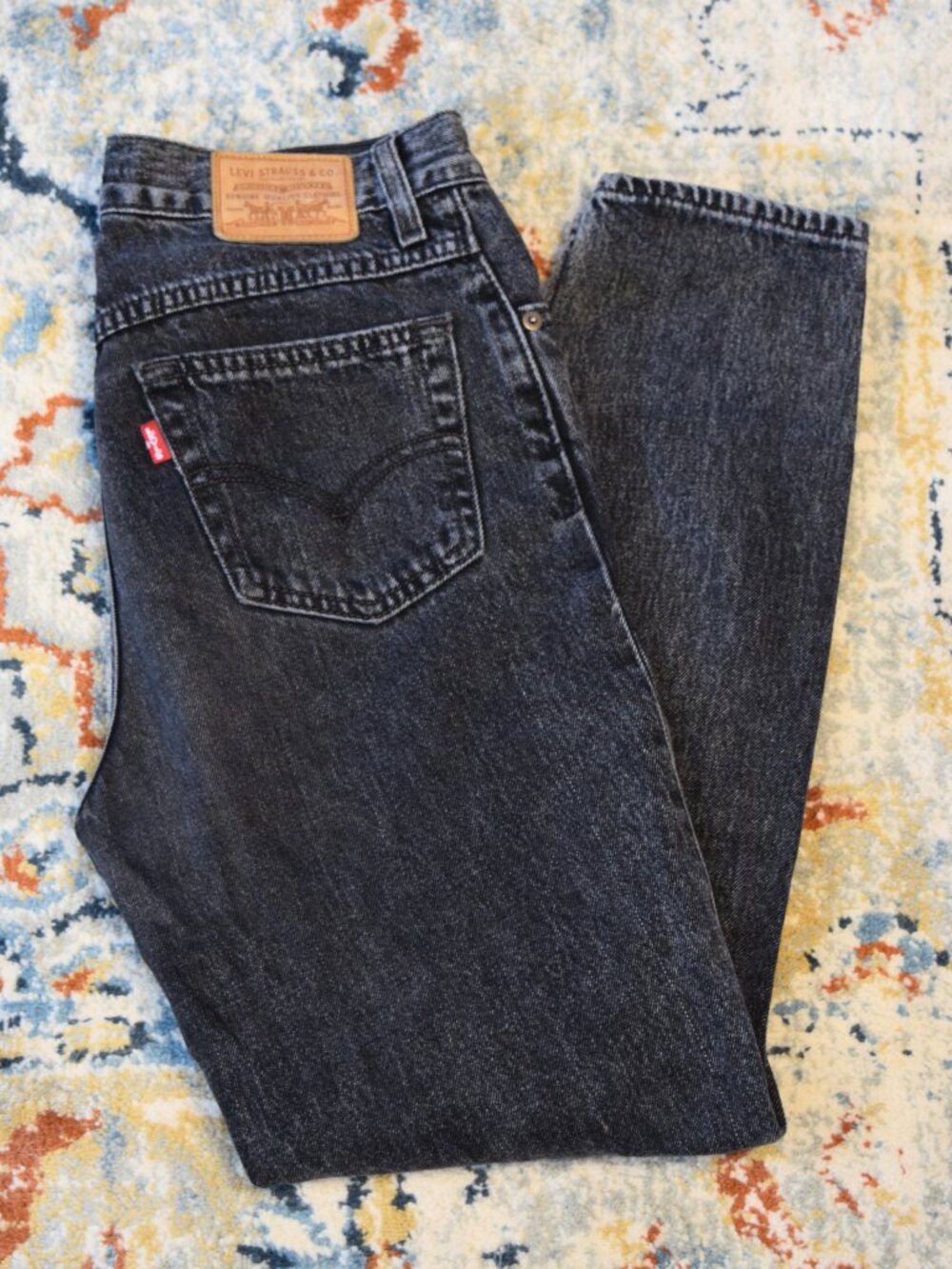 Levi’s Premium Mom Jeans Size 25 Black Acid Wash High Rise 100% Cotton
